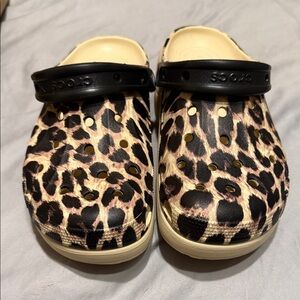 CROCS Women Leopard Print Slippers - Black and Cream